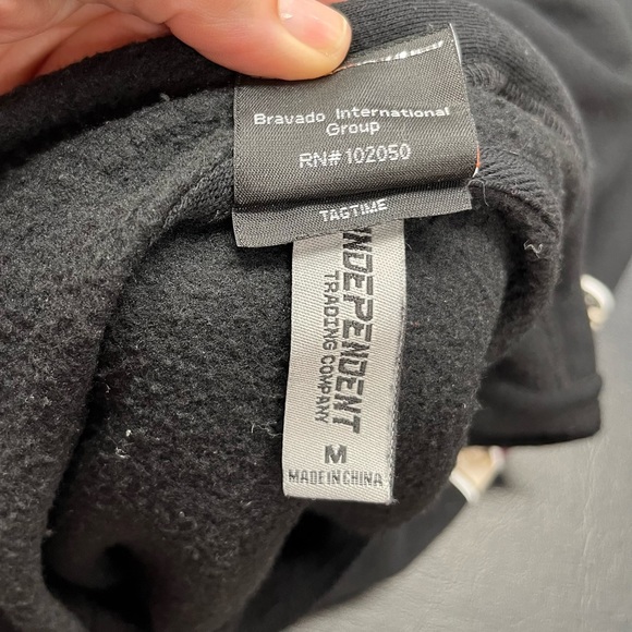 Harley Davidson hoodie size medium - Picture 7 of 9